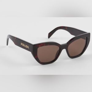 PRADA Sunglasses with Prada logo SPR 07Y 53 19 06V-6O2 145 3N
